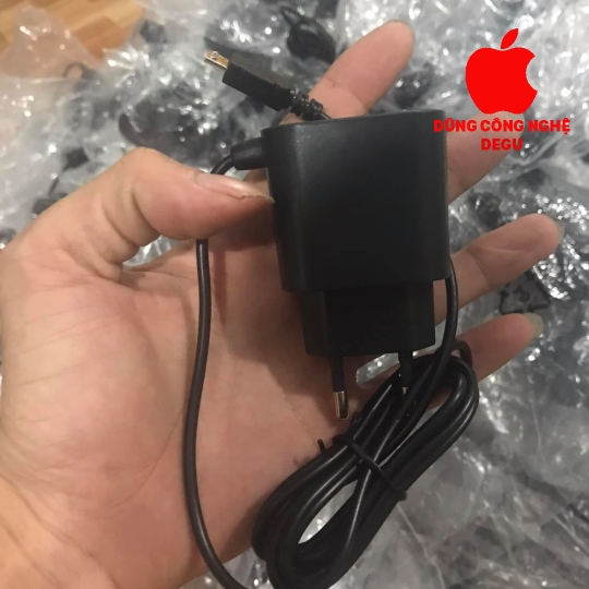 BỘ SẠC HÃNG 2.4A MICRO USB 1.5M ( KÈM 1 CỔNG)