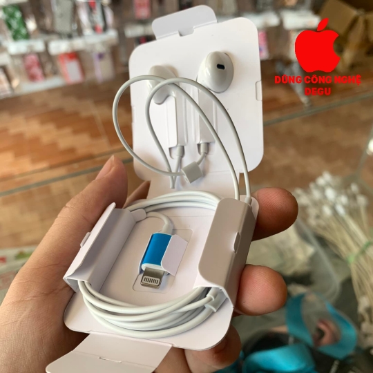 tai nghe iphone 7  1 chạm ( nghe hay ) 