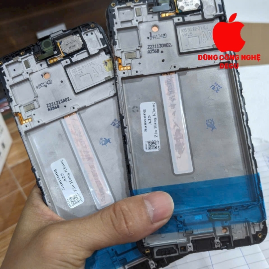 MÀN HÌNH SAMSUNG  A25 ZIN KHUNG HÃNG 